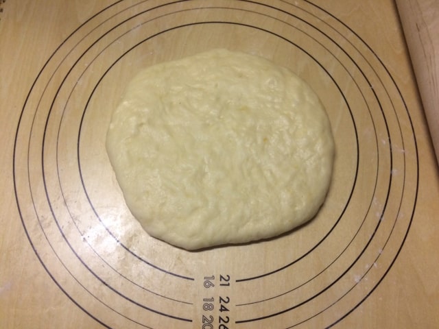 生地をのばした