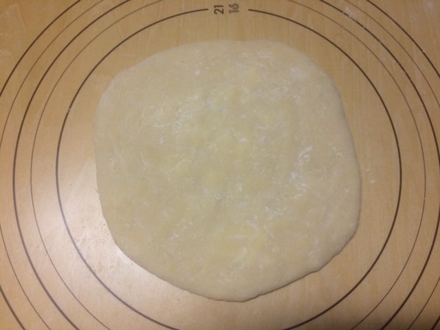 粉をはたいた生地